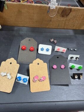 Lot of 12/Kids Floral Stud Earring Set - Assorted Colors lot 8